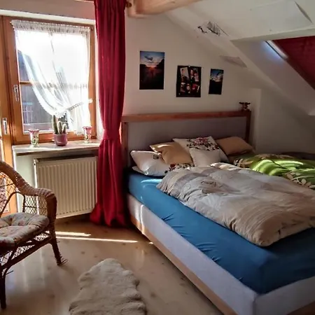 Alpennest Apartment *